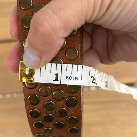Calvin Klein Rivet brass leather Brown heavy women’s Belt NWOT festival concert - Picture 9 of 9